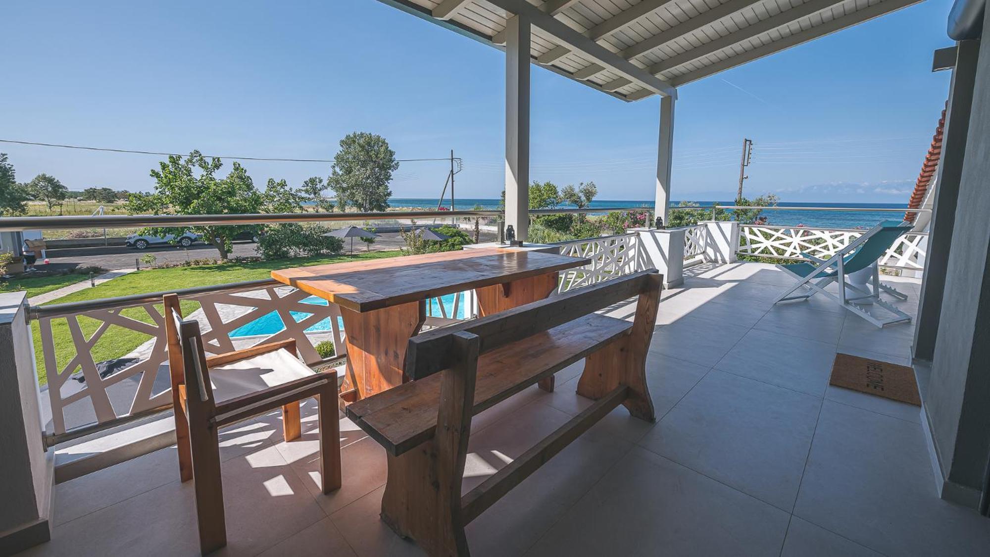 Electra Beachfront Suites, Nea Irakleia 외부 사진