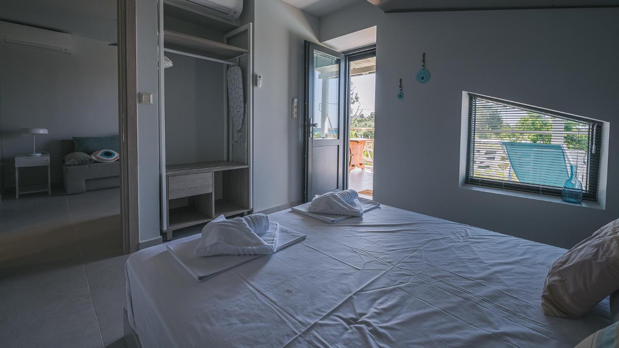 Electra Beachfront Suites, Nea Irakleia 외부 사진